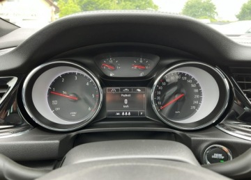 Opel Insignia II Sports Tourer Facelifting 2.0 Diesel 174KM 2021 Opel Insignia Salon Pl / Bezwypadkowy / Automat, zdjęcie 14