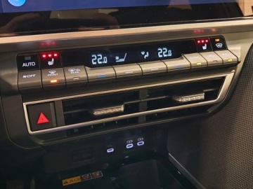 Toyota Camry IX 2025 Od ręki - Comfort 2.5 Hybrid Dynamic Force 231KM | Podgrzewane fotele!, zdjęcie 9