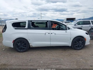 Chrysler Pacifica II 2024 Chrysler Pacifica Touring L 2024 3.6l 3.6 Benzyna 287KM, zdjęcie 6