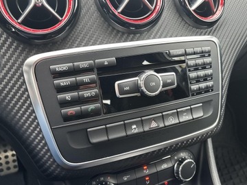 Mercedes Klasa A W176 Hatchback 5d AMG 2.0 45 AMG 360KM 2015 Mercedes-Benz A 45 AMG, zdjęcie 19