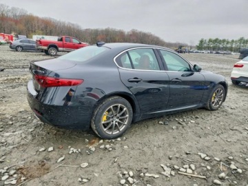 Alfa Romeo Giulia II Sedan 2.0 TBi 280KM 2018 Alfa Romeo Giulia 2018 ALFA ROMEO GIULIA Q4 2.0 Benzyna 280KM, zdjęcie 3