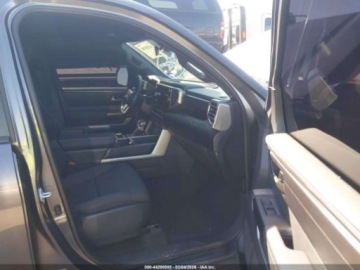 Toyota Tundra II 2025 Toyota Tundra SR5 2025 3.4 Benzyna 389KM, zdjęcie 9
