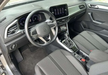 Volkswagen T-Roc I SUV Facelifting 1.5 TSI ACT 150KM 2025 Volkswagen T-Roc Life Plus 1.5 TSI DSG 1.5 Benzyna 150KM, zdjęcie 32