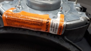 30615523 AIRBAG ŘÍDÍCÍ VOLVO V40 S40