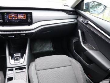 Skoda Octavia IV Kombi 2.0 TDI 150KM 2021 Skoda Octavia 2.0 TDI, Salon Polska, Serwis ASO, zdjęcie 7