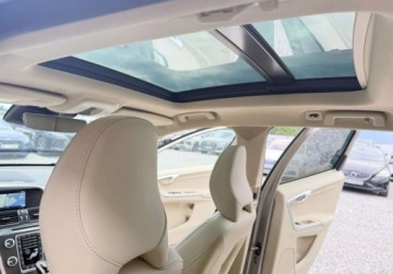 Volvo XC60 I SUV Facelifting 2.0 T6 DRIVE-E 306KM 2015 Volvo XC 60 4x4 XC60 2.0 BENZ 306 KM 2016r Warszawa 2.0 Benzyna 306KM, zdjęcie 7