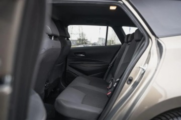 Toyota Corolla XII TS Kombi 1.8 Hybrid 122KM 2019 Toyota Corolla 1.8 Hybrid, Salon Polska, zdjęcie 28