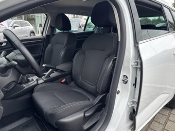 Renault Megane IV Grandtour Facelifting 1.3 TCe 115KM 2020 Renault Megane 1.3 TCe FAP Zen IV (2016-) Renault, zdjęcie 19
