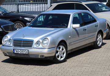 Mercedes Klasa E W210 1998 Mercedes E240 V6 aut Elegance 160000km Skóra Hak Grzane fotele 2xParktronik, zdjęcie 30
