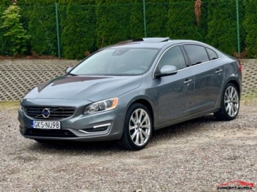 Volvo S60 III Sedan 2.0 T5 254KM 2018 Volvo S60 INSCRIPTION Kamera Navi Led Radar HarmanKardon 2.0 Benzyna 254KM, zdjęcie 4
