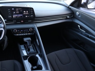 Hyundai Elantra VII Sedan 1.6 MPI 123KM 2023 Hyundai Elantra 1.6 MPI, Salon Polska, zdjęcie 7