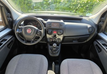 Fiat Qubo Qubo Seria 1 1.4 77KM 2017 Fiat Qubo Zarejestrowany - Bezwypadkowy - Klima - Super stan 1.4 77KM, zdjęcie 6