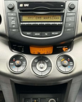 Toyota RAV4 III MPV Facelifting 2.0 Valvematic 158KM 2011 Toyota RAV4 Automat, 4x4, salon Polska, serwis ASO do konca 2.0 Benzyna, zdjęcie 6