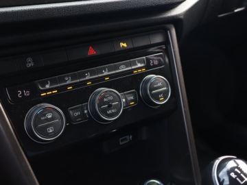 Volkswagen T-Roc I SUV 1.5 TSI ACT 150KM 2018 VW T-Roc 1.5 TSI, Salon Polska, 1. Właściciel, zdjęcie 17