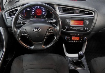 Kia Ceed II Kombi Facelifting 1.6 GDI 135KM 2017 Kia Ceed Benzyna_Polski salon_Serwisowana 1.6 Benzyna 135KM, zdjęcie 12