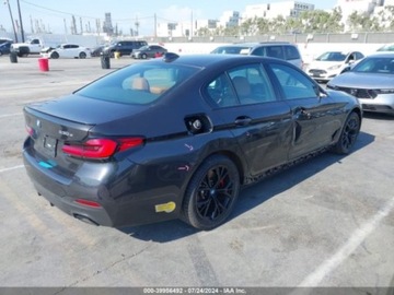 BMW Seria 5 G90-91 2023 BMW Seria 5 2023r, 530E, Hybrid, 2.0L 2.0 Hybryda 288KM, zdjęcie 6