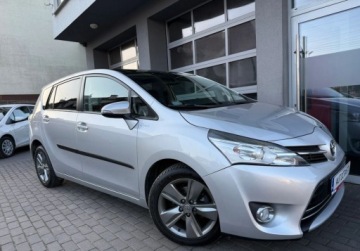 Toyota Verso Minivan Facelifting 1.6 D-4D 112KM 2015 Toyota Verso Navi, Dach panoramiczny, Kamera, 7 osobowy 1.6 Diesel 112KM, zdjęcie 22