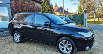 Mitsubishi Outlander III 2013 Mitsubishi Outlander BENZYNA HYBRYDA plug in 4x4 grzane fotele AUTOMAT, zdjęcie 8