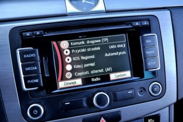 Volkswagen Passat B7 Variant 2.0 TDI CR DPF BlueMotion 140KM 2012 Volkswagen Passat 2.0Tdi 140KM Navi Klimatronik, zdjęcie 22