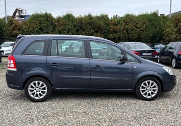 Opel Zafira B 1.6 Twinport ecoFLEX 115KM 2009 Opel Zafira 2009 r. 1.6 Benzyna 116KM, zdjęcie 6