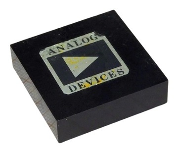 Moduł ANALOG DEVICES z bardzo starego przyrządu pomiarowego [0SN]5