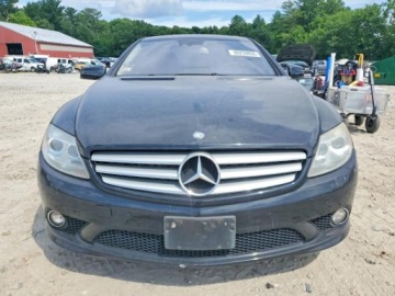 Mercedes CL W216 2010 Mercedes-Benz CL 550 4matic 2010 5.5 Benzyna 382KM, zdjęcie 5