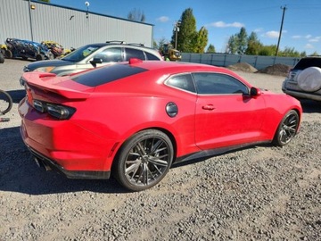Chevrolet Camaro VI 2022 Chevrolet Camaro ZL1 2022 6.2l 6.2 Benzyna 650KM, zdjęcie 3