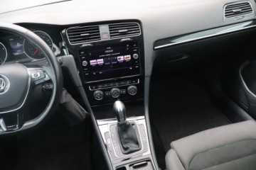 Volkswagen Golf VII Variant 1.4 TSI BlueMotion Technology 125KM 2017 VW Golf 1.4 TSI, Salon Polska, Automat, Klima, zdjęcie 7