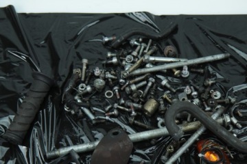 HONDA CB 600 HORNET PC34 98-04 БОЛТЫ ВИНТЫ