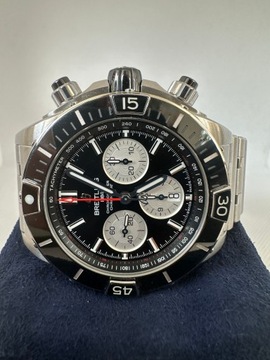 BREITLING SUPER CHRONOMAT B01 44