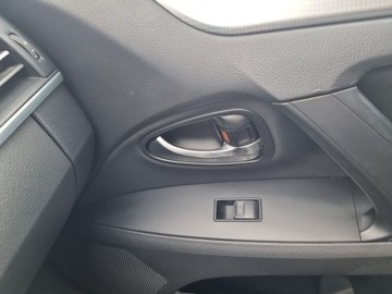 Toyota Avensis III Sedan Facelifting 2015 1.8 Valvematic 147KM 2016 Toyota Avensis Toyota Avensis 1.8 Premium, salon PL, 1.8 Benzyna 147KM, zdjęcie 25