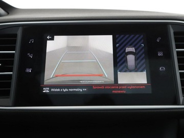 Peugeot 308 II Hatchback Facelifting 1.2 PureTech 130KM 2021 Peugeot 308 LED navi skóra/alcantara virtual, zdjęcie 27