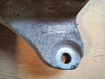 UCHYCENÍ DRŽÁK DRŽÁKY MOTORU AVEO T300 1.6 96852492