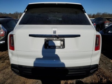 Rolls-Royce 2023 Rolls-Royce Cullinan 2023 6.8l 6.8 Benzyna 563KM, zdjęcie 2