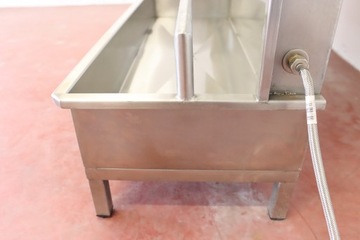 Стенка для полоскания одежды мясника