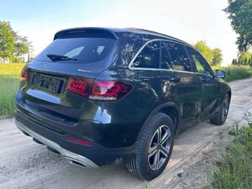 Mercedes GLC C253 2020 Mercedes-Benz GLC 300 de 4Matic diesel elektric 2.0 Hybryda Plug-in 194KM, zdjęcie 4