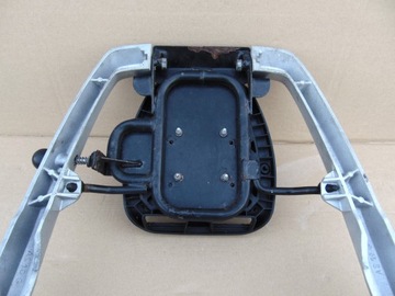 КРЕПЛЕНИЕ РУЧКИ БАГАЖНИКА PEUGEOT SATELIS 125