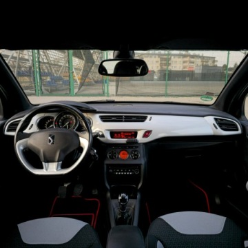 DS 3 Hatchback (Citroen) 1.2 VTi 82KM 2014 Citroen DS3 Pure Tech VTi 82 SoChic, zdjęcie 39