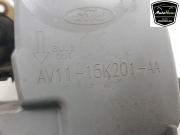 FORD B-MAX 2014 PŘEDNÍ STRANA PRAVÁ SVĚTLA MLHOVKOVÉ