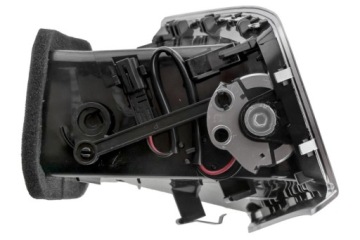 ВЕНТИЛЯЦИОННАЯ РЕШЕТКА AUDI Q5 2008 - СПРАВА