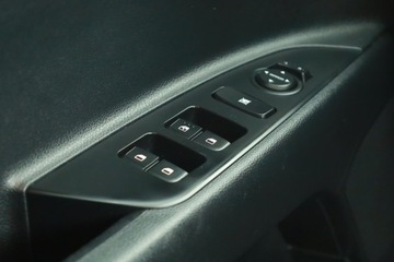 Kia Stonic I Crossover Facelifting 1.0 T-GDI MHEV  120KM 2021 Kia Stonic 1.0 T-GDI MHEV, Salon Polska, zdjęcie 14