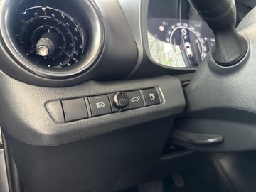 Toyota C-HR II SUV 2.0 Hybrid Dynamic Force 197KM 2024 Toyota C-HR 2.0 Hybrid GR Sport 2.0 Hybrid Dynamic, zdjęcie 18