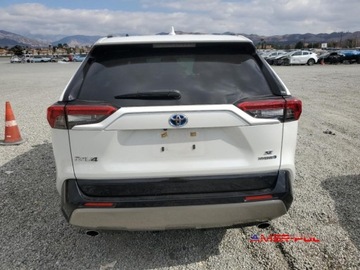 Toyota RAV4 V 2023 Toyota RAV4 2023 Toyota RAV4 Hybrid LE AWD 2.5 Hybryda 219KM, zdjęcie 5