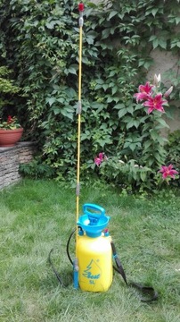 Ручной садовый опрыскиватель 5л - длинная штанга 96см