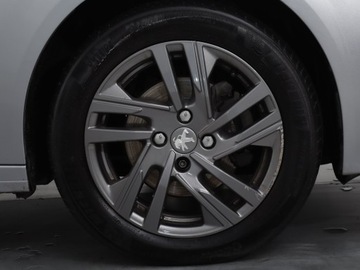 Peugeot 208 II Hatchback 1.5 BlueHDI 102KM 2022 Peugeot 208 1.5 BlueHDI, Salon Polska, zdjęcie 14
