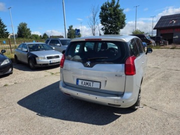 Peugeot 5008 I Minivan 1.6 HDi FAP 110KM 2010 Peugeot 5008 Peugeot 5008 1,6 HDI 7-osobowy Zamiana 1.6 Diesel 109KM, zdjęcie 8