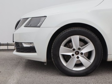 Skoda Octavia III Liftback Facelifting 1.4 TSI 150KM 2018 Skoda Octavia 1.4 TSI, Salon Polska, Klima, zdjęcie 14