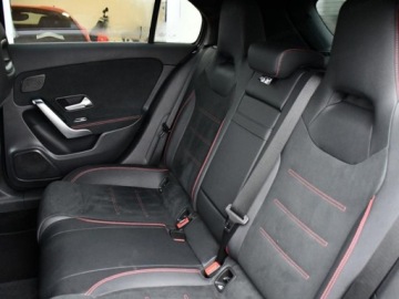 Mercedes Klasa A W177/V177 Hatchback Facelifting 1.3 200 163KM 2025 MERCEDES-BENZ A Klasa 200 AMG Line 1.3 (163KM) 2025, zdjęcie 14