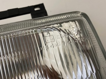 OPEL CORSA A PRAVÁ SVĚTLO PŘEDNÍ 82-