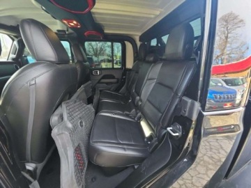 Jeep Gladiator 2021 Jeep Gladiator Overland Crew Cab Medium Bed 2021 3.6 Benzyna 285KM, zdjęcie 11